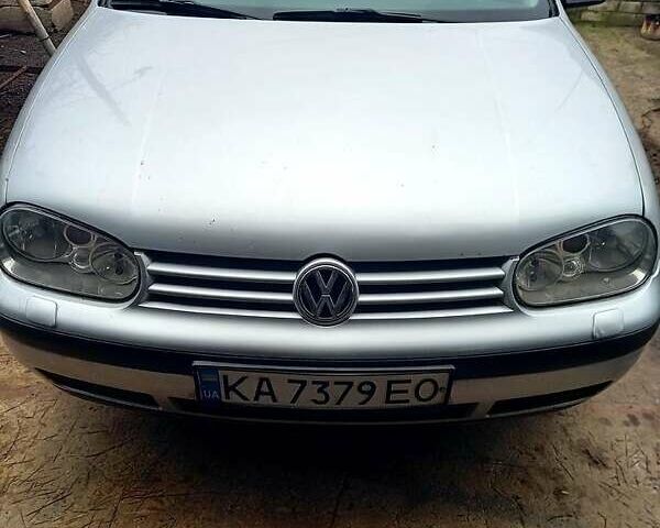 Серый Фольксваген Гольф, объемом двигателя 1.9 л и пробегом 370 тыс. км за 5200 $, фото 1 на Automoto.ua