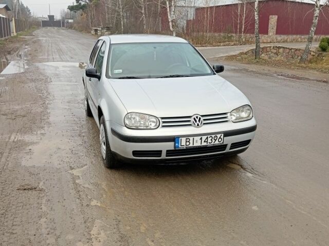 Серый Фольксваген Гольф, объемом двигателя 0 л и пробегом 320 тыс. км за 2100 $, фото 1 на Automoto.ua