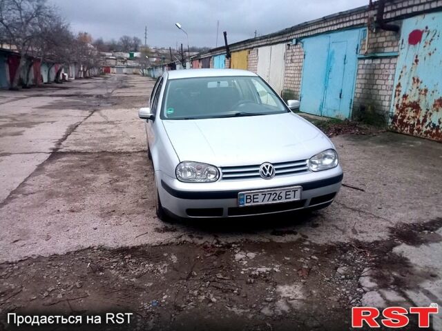 Серый Фольксваген Гольф, объемом двигателя 1.6 л и пробегом 300 тыс. км за 3400 $, фото 1 на Automoto.ua