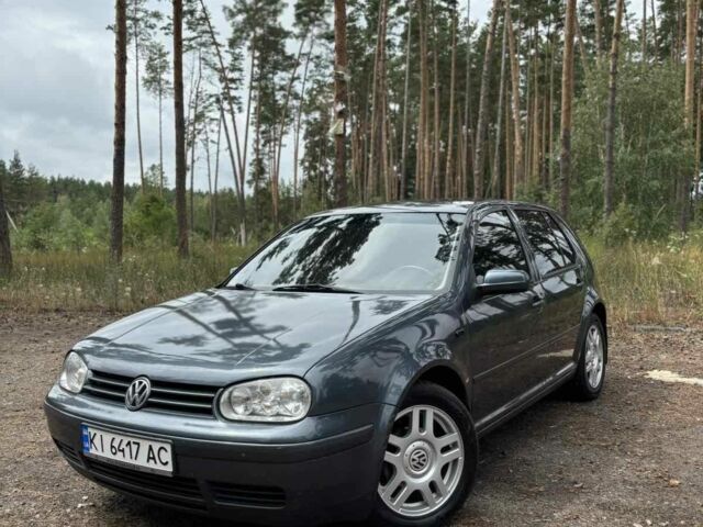 Серый Фольксваген Гольф, объемом двигателя 1.4 л и пробегом 300 тыс. км за 3500 $, фото 1 на Automoto.ua