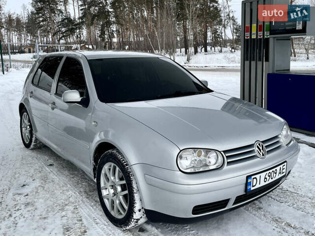 Серый Фольксваген Гольф, объемом двигателя 1.6 л и пробегом 260 тыс. км за 4200 $, фото 1 на Automoto.ua