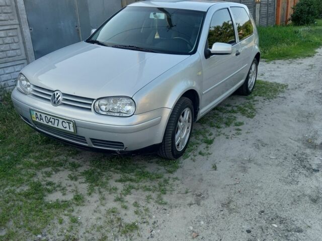 Серый Фольксваген Гольф, объемом двигателя 1.6 л и пробегом 155 тыс. км за 2200 $, фото 1 на Automoto.ua