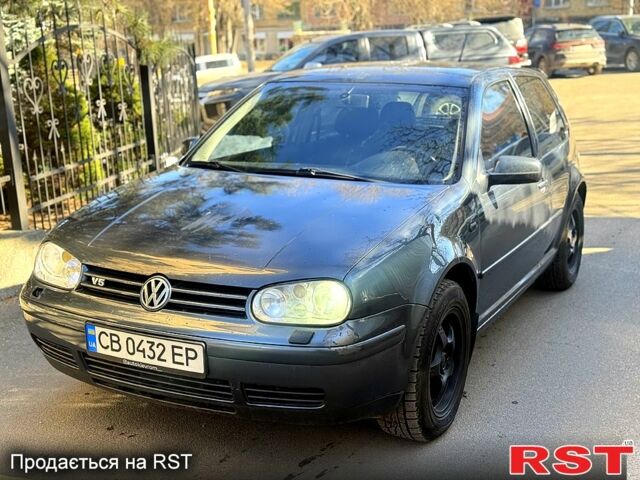 Серый Фольксваген Гольф, объемом двигателя 2.3 л и пробегом 201 тыс. км за 2700 $, фото 1 на Automoto.ua