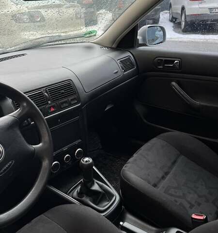 Сірий Фольксваген Гольф, об'ємом двигуна 1.39 л та пробігом 240 тис. км за 2200 $, фото 1 на Automoto.ua