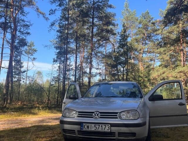 Серый Фольксваген Гольф, объемом двигателя 1.9 л и пробегом 358 тыс. км за 1500 $, фото 1 на Automoto.ua