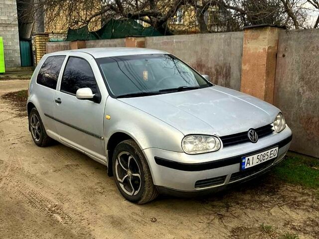 Сірий Фольксваген Гольф, об'ємом двигуна 1.4 л та пробігом 236 тис. км за 5555 $, фото 1 на Automoto.ua