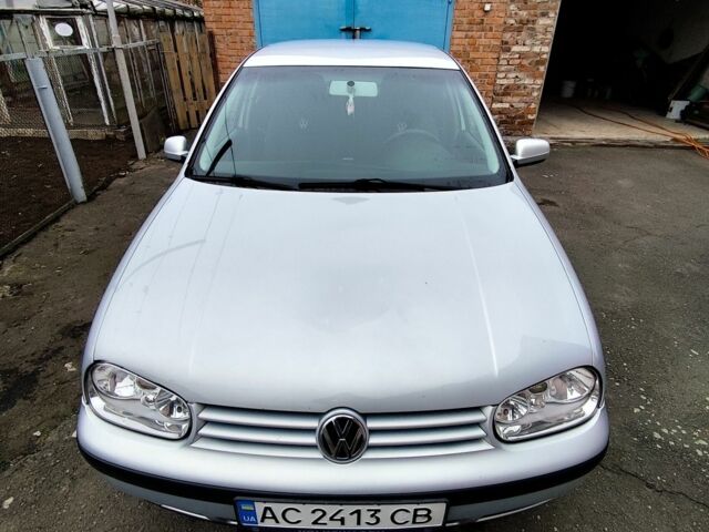 Серый Фольксваген Гольф, объемом двигателя 1.4 л и пробегом 266 тыс. км за 3500 $, фото 1 на Automoto.ua