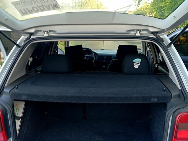 Серый Фольксваген Гольф, объемом двигателя 1.6 л и пробегом 270 тыс. км за 3500 $, фото 1 на Automoto.ua