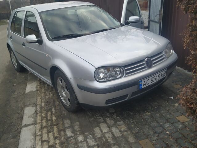 Серый Фольксваген Гольф, объемом двигателя 1.9 л и пробегом 377 тыс. км за 5200 $, фото 1 на Automoto.ua