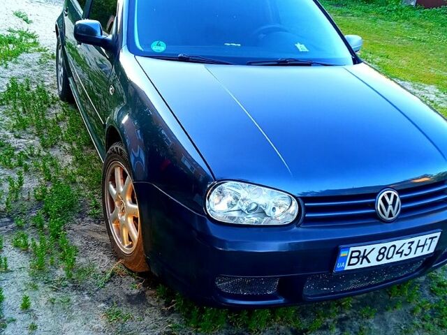 Серый Фольксваген Гольф, объемом двигателя 2 л и пробегом 205 тыс. км за 4200 $, фото 1 на Automoto.ua