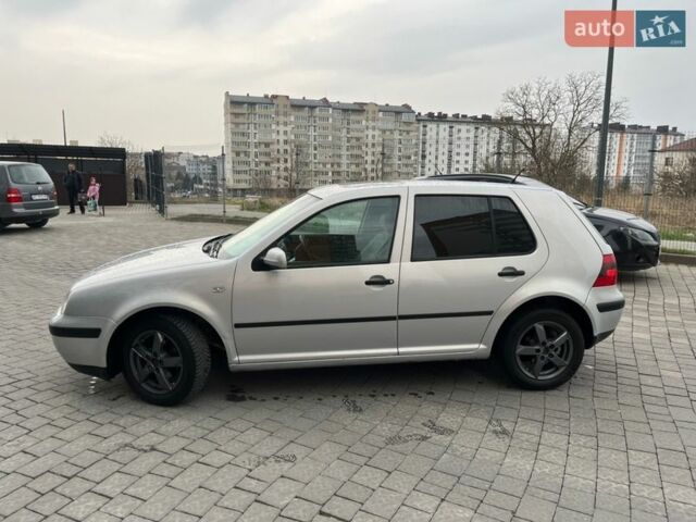 Серый Фольксваген Гольф, объемом двигателя 1.6 л и пробегом 274 тыс. км за 3800 $, фото 1 на Automoto.ua