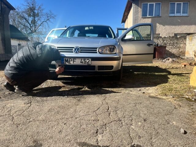 Сірий Фольксваген Гольф, об'ємом двигуна 1.9 л та пробігом 380 тис. км за 1400 $, фото 1 на Automoto.ua