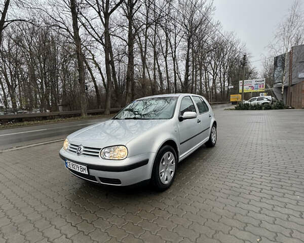 Серый Фольксваген Гольф, объемом двигателя 1.39 л и пробегом 260 тыс. км за 3300 $, фото 1 на Automoto.ua