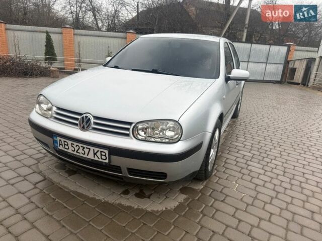 Серый Фольксваген Гольф, объемом двигателя 1.39 л и пробегом 303 тыс. км за 3400 $, фото 1 на Automoto.ua