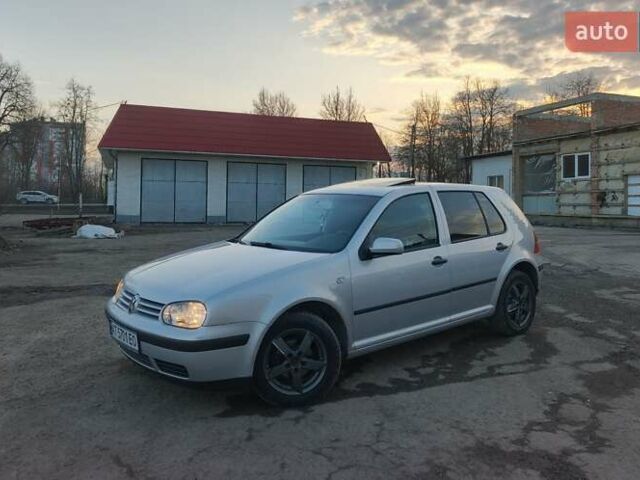 Сірий Фольксваген Гольф, об'ємом двигуна 1.6 л та пробігом 273 тис. км за 3800 $, фото 1 на Automoto.ua