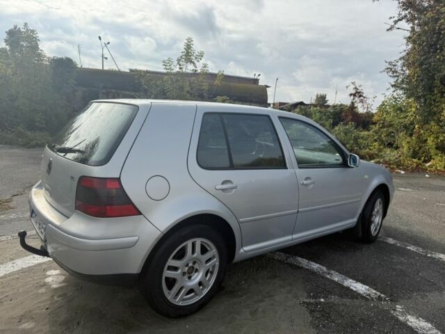 Серый Фольксваген Гольф, объемом двигателя 1.6 л и пробегом 251 тыс. км за 3950 $, фото 1 на Automoto.ua