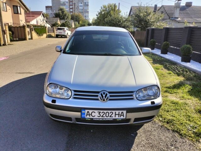 Серый Фольксваген Гольф, объемом двигателя 1.6 л и пробегом 24 тыс. км за 4500 $, фото 1 на Automoto.ua