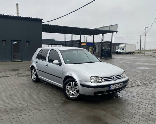 Серый Фольксваген Гольф, объемом двигателя 1.6 л и пробегом 240 тыс. км за 2599 $, фото 1 на Automoto.ua