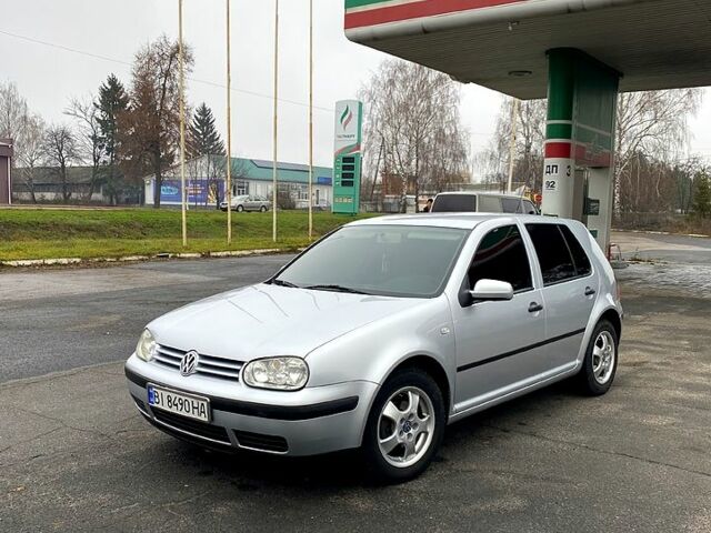 Серый Фольксваген Гольф, объемом двигателя 1.6 л и пробегом 170 тыс. км за 4600 $, фото 1 на Automoto.ua