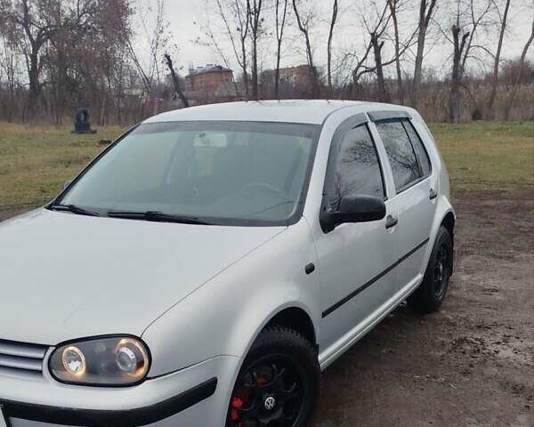 Сірий Фольксваген Гольф, об'ємом двигуна 1.9 л та пробігом 243 тис. км за 4950 $, фото 1 на Automoto.ua