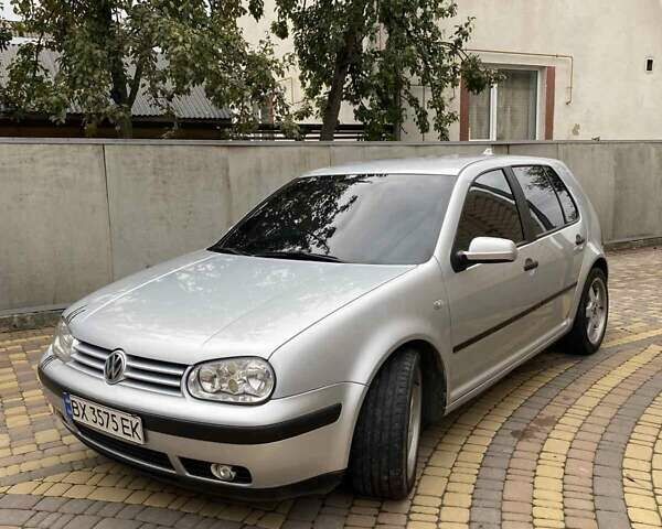 Сірий Фольксваген Гольф, об'ємом двигуна 1.6 л та пробігом 369 тис. км за 3999 $, фото 1 на Automoto.ua