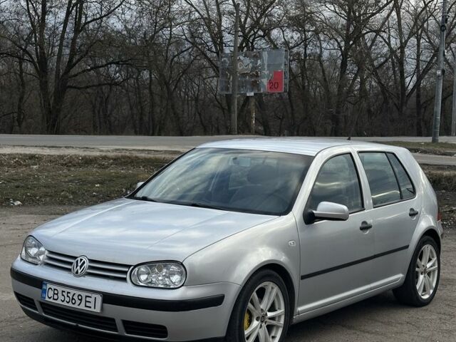 Серый Фольксваген Гольф, объемом двигателя 1.4 л и пробегом 300 тыс. км за 3700 $, фото 1 на Automoto.ua