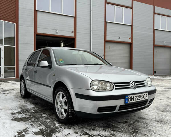 Сірий Фольксваген Гольф, об'ємом двигуна 1.39 л та пробігом 242 тис. км за 4250 $, фото 1 на Automoto.ua