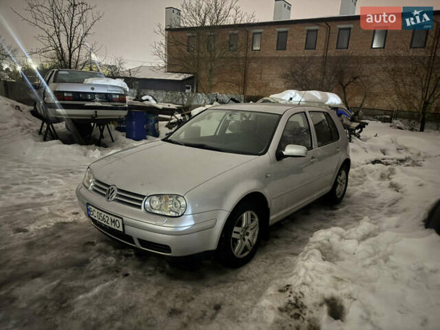 Серый Фольксваген Гольф, объемом двигателя 1.6 л и пробегом 200 тыс. км за 3550 $, фото 1 на Automoto.ua
