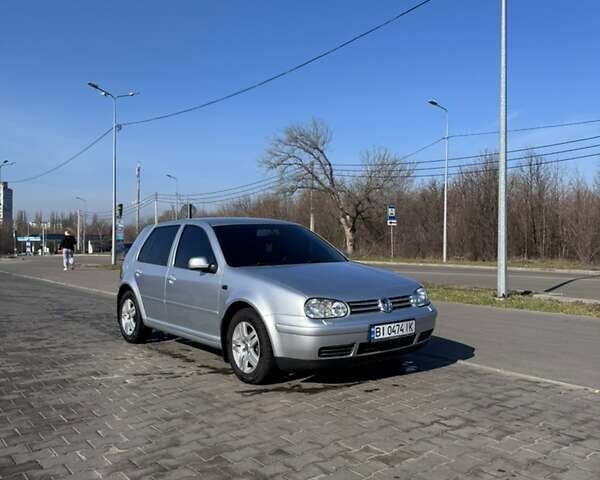 Сірий Фольксваген Гольф, об'ємом двигуна 1.6 л та пробігом 244 тис. км за 4800 $, фото 1 на Automoto.ua