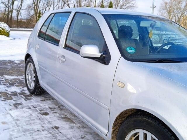 Серый Фольксваген Гольф, объемом двигателя 1.4 л и пробегом 195 тыс. км за 3814 $, фото 1 на Automoto.ua