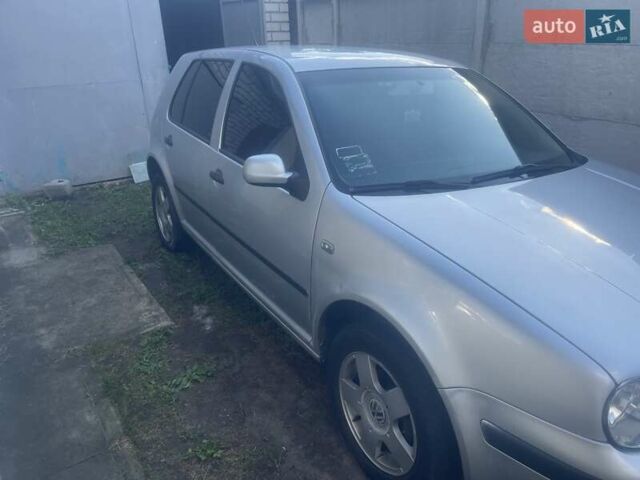 Сірий Фольксваген Гольф, об'ємом двигуна 1.39 л та пробігом 292 тис. км за 4500 $, фото 1 на Automoto.ua