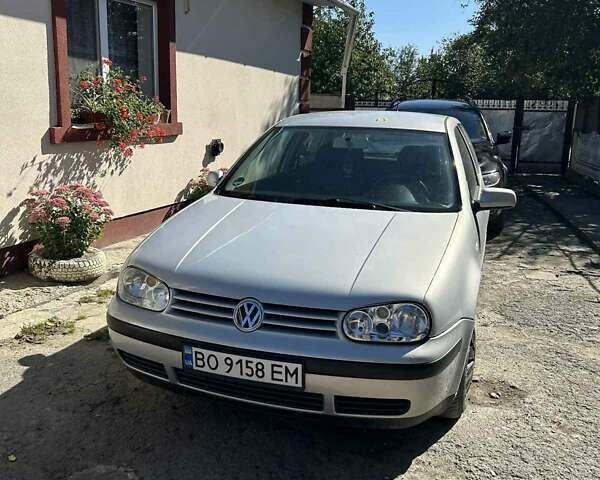 Сірий Фольксваген Гольф, об'ємом двигуна 1.6 л та пробігом 224 тис. км за 4300 $, фото 1 на Automoto.ua