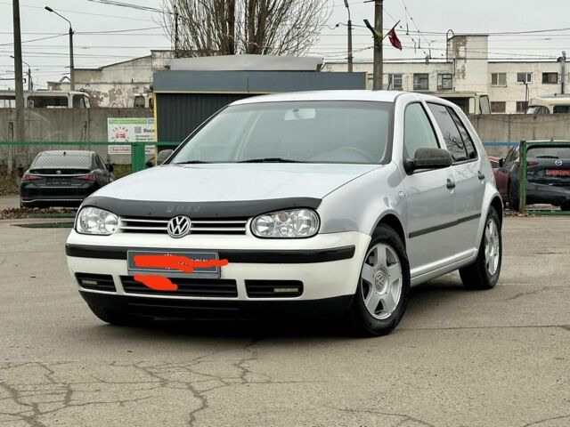 Серый Фольксваген Гольф, объемом двигателя 2 л и пробегом 252 тыс. км за 3850 $, фото 1 на Automoto.ua