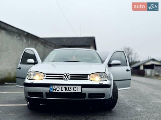 Серый Фольксваген Гольф, объемом двигателя 1.9 л и пробегом 446 тыс. км за 3250 $, фото 1 на Automoto.ua