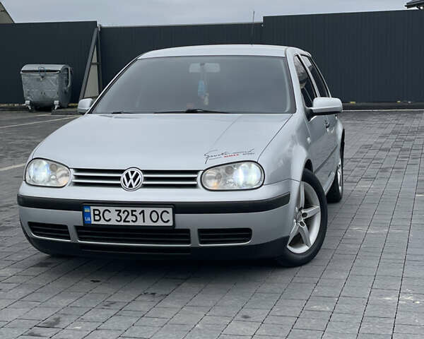 Сірий Фольксваген Гольф, об'ємом двигуна 1.6 л та пробігом 278 тис. км за 4100 $, фото 1 на Automoto.ua