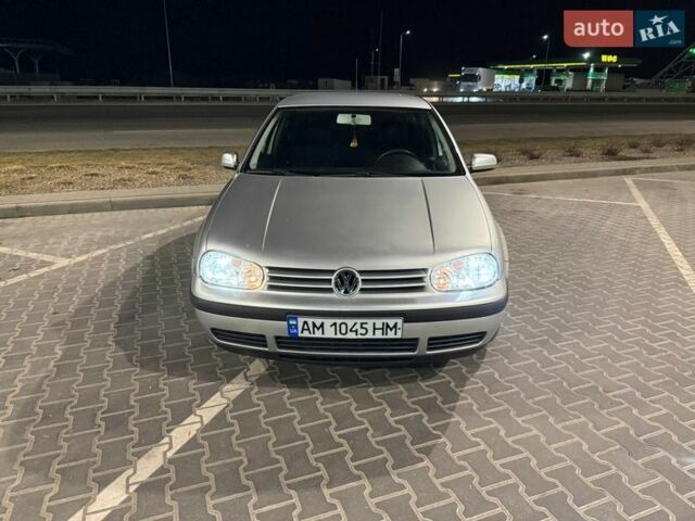Сірий Фольксваген Гольф, об'ємом двигуна 1.4 л та пробігом 228 тис. км за 2999 $, фото 1 на Automoto.ua
