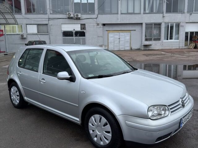 Сірий Фольксваген Гольф, об'ємом двигуна 1.6 л та пробігом 333 тис. км за 3299 $, фото 1 на Automoto.ua