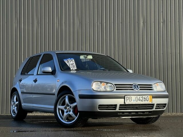 Серый Фольксваген Гольф, объемом двигателя 1.6 л и пробегом 228 тыс. км за 3850 $, фото 1 на Automoto.ua