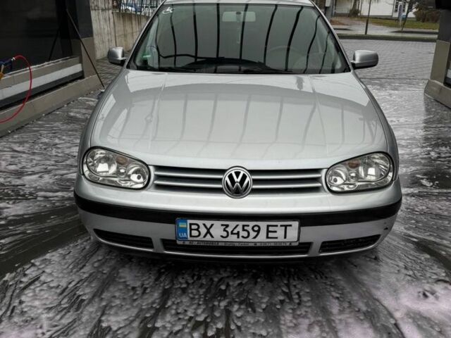 Серый Фольксваген Гольф, объемом двигателя 1.6 л и пробегом 232 тыс. км за 3900 $, фото 1 на Automoto.ua