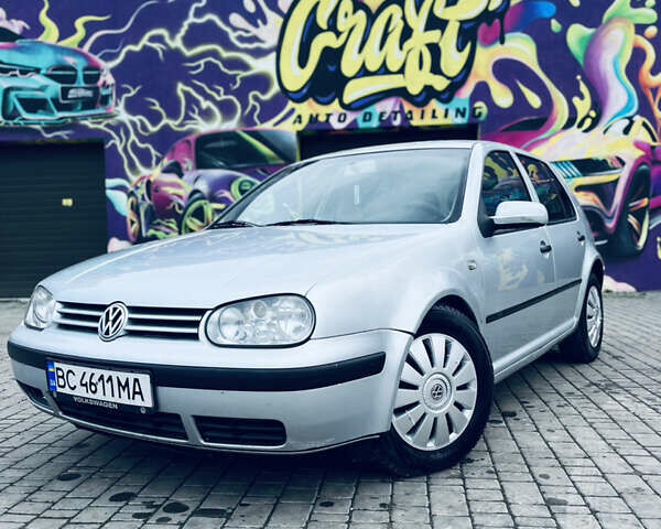 Серый Фольксваген Гольф, объемом двигателя 1.6 л и пробегом 316 тыс. км за 3350 $, фото 1 на Automoto.ua