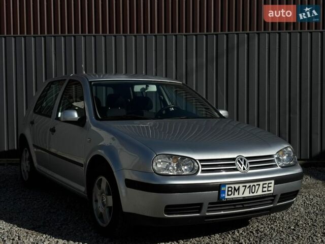 Серый Фольксваген Гольф, объемом двигателя 1.39 л и пробегом 197 тыс. км за 4400 $, фото 1 на Automoto.ua