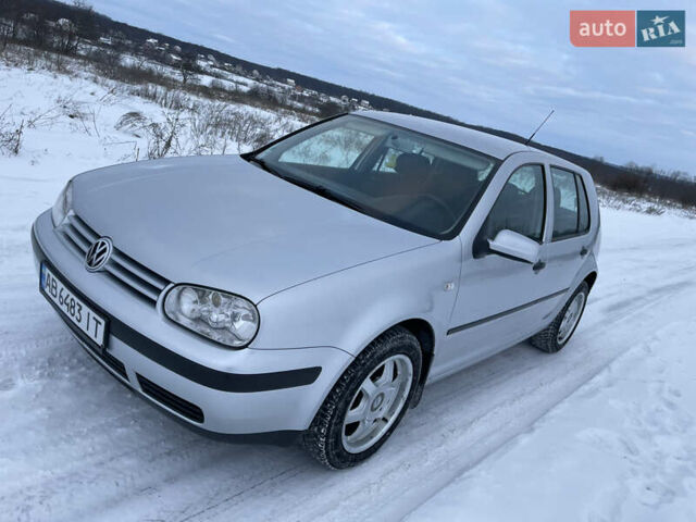 Серый Фольксваген Гольф, объемом двигателя 1.4 л и пробегом 208 тыс. км за 3550 $, фото 1 на Automoto.ua