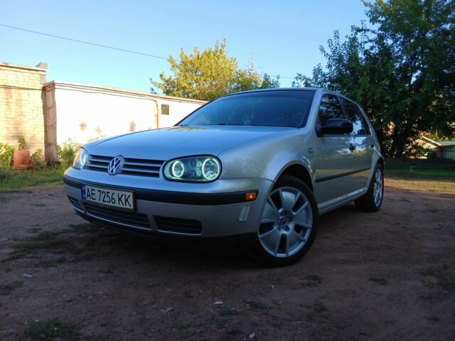 Сірий Фольксваген Гольф, об'ємом двигуна 1.4 л та пробігом 199 тис. км за 5500 $, фото 1 на Automoto.ua