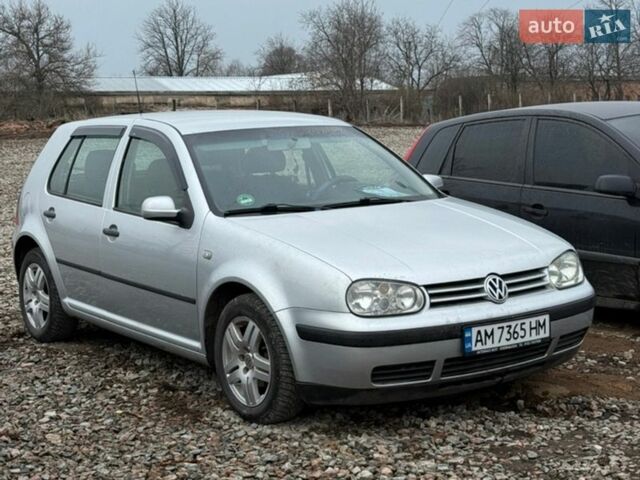 Серый Фольксваген Гольф, объемом двигателя 1.39 л и пробегом 220 тыс. км за 3000 $, фото 1 на Automoto.ua