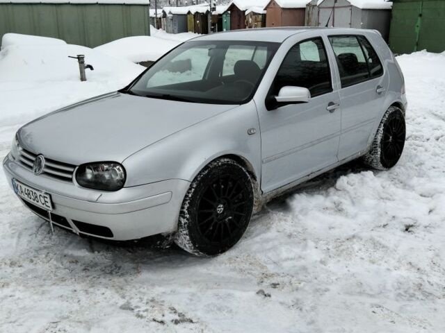 Серый Фольксваген Гольф, объемом двигателя 1.8 л и пробегом 250 тыс. км за 4600 $, фото 1 на Automoto.ua