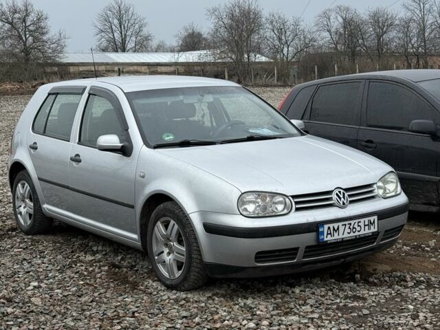 Серый Фольксваген Гольф, объемом двигателя 1.4 л и пробегом 220 тыс. км за 3500 $, фото 1 на Automoto.ua