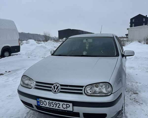 Серый Фольксваген Гольф, объемом двигателя 1.6 л и пробегом 225 тыс. км за 4650 $, фото 1 на Automoto.ua