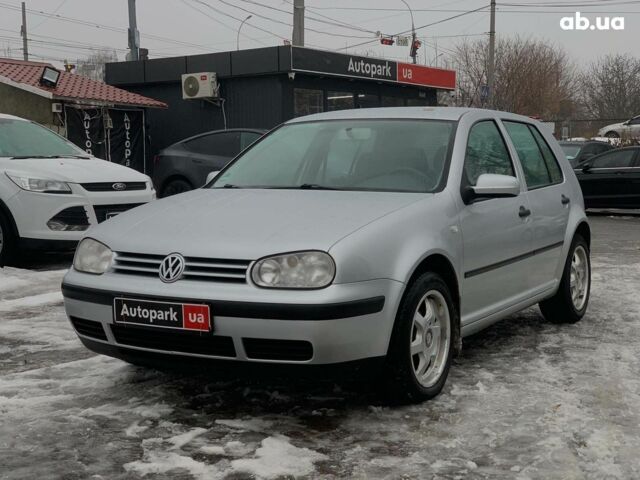 Серый Фольксваген Гольф, объемом двигателя 1.4 л и пробегом 207 тыс. км за 3390 $, фото 1 на Automoto.ua