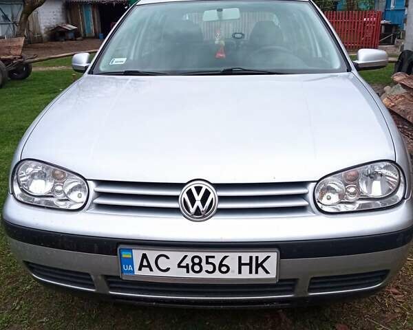 Сірий Фольксваген Гольф, об'ємом двигуна 1.4 л та пробігом 130 тис. км за 4560 $, фото 1 на Automoto.ua