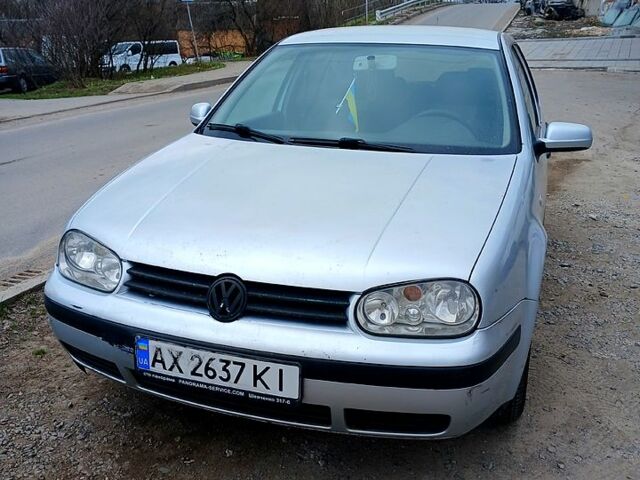 Серый Фольксваген Гольф, объемом двигателя 1.6 л и пробегом 310 тыс. км за 2200 $, фото 1 на Automoto.ua